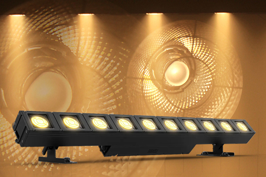 Chauvet-Strike-Saber-10