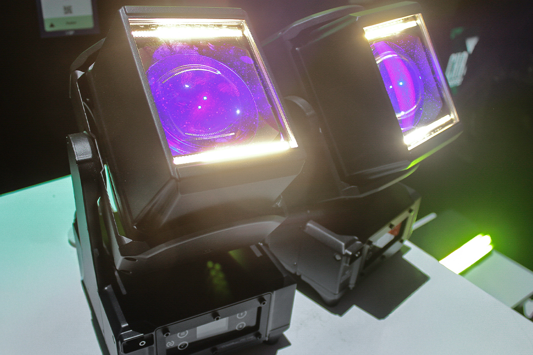 Chauvet-Colorado-PXL-Curve1