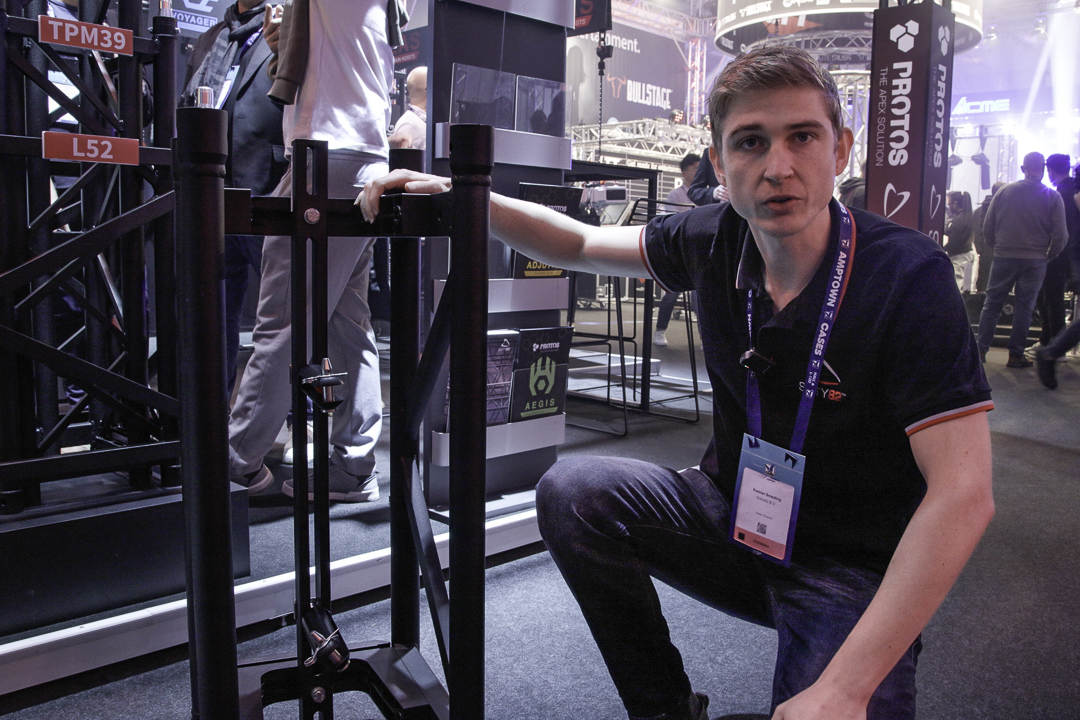 ISE_2026_Sixty82_LED_Adjuster_Truss_Rainier_Smeding